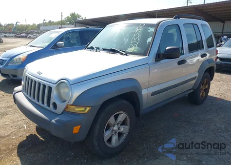 2007 Jeep Liberty Sport z USA, uszkodzony, nr VIN 1J8GK48K17W654253